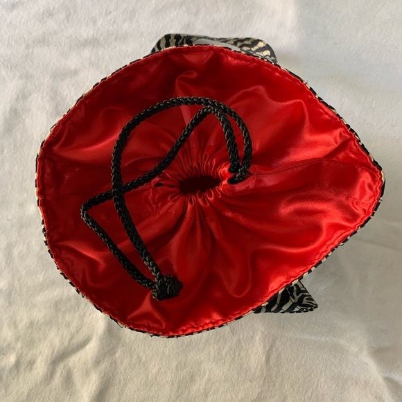 Jim Thompson Drawstring Silk Tote Zebra Print with Red Interior - Handbag Purse - Picture 5 of 8